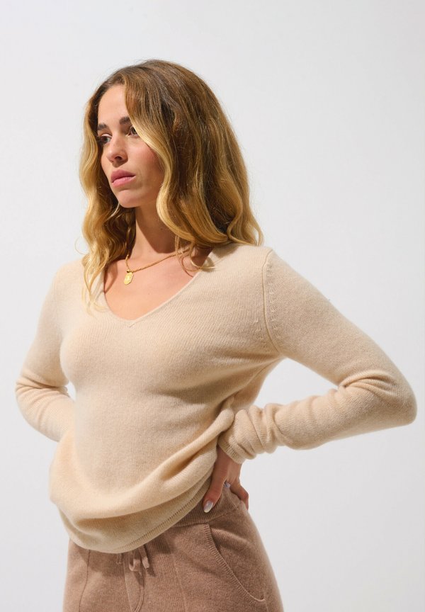 CHELSEA - Strickpullover - sand