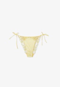 Selected, light yellow