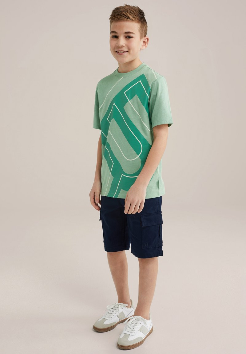 WE Fashion - BLUE RIDGE - T-Shirt print - light green, Vergrößern