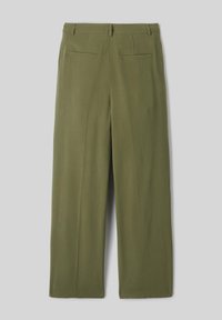 Pantalon large vert olive avec une texture lisse, comportant deux poches arrière et une taille ajustée. Design à coupe droite.