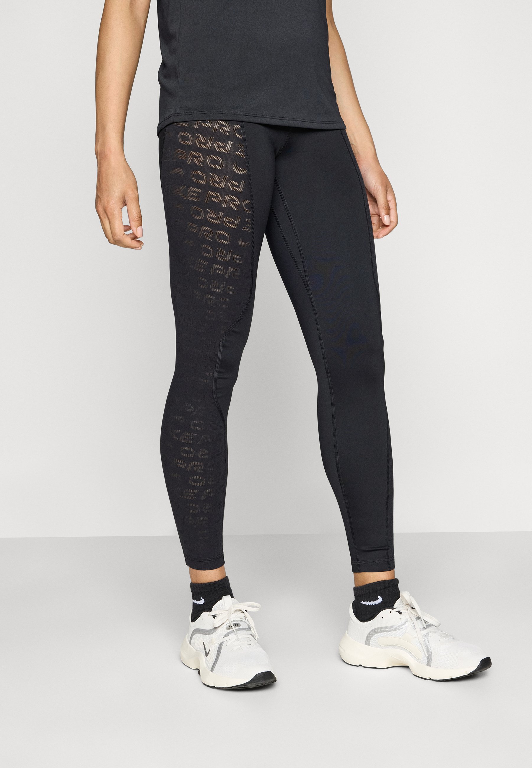 nike performance sculpt lux