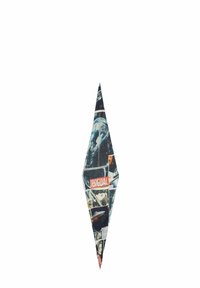 Desigual Schal, diamantförmig, mit bunten grafischen Drucken von Planeten und vintage Bildern, überwiegend blau mit roten Akzenten.