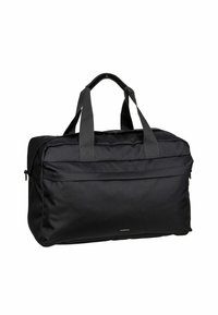 Svart duffelväska med rektangulär form, tillverkad av hållbart tyg. Har dubbla handtag, en framfick med dragkedja och en diskret varumärkeslogotyp.