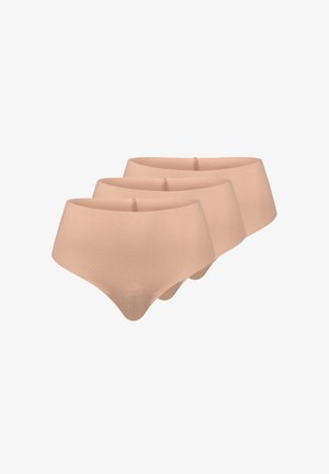 Drei nahtlose, hautfarbene Damenunterhosen mit hoher Taille, überlappend auf weißem Hintergrund angeordnet.