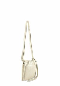 Sac bandoulière en cuir couleur crème avec une finition douce et texturée, doté d'un dessus froncé, d'une bandoulière fine et réglable, et d'un détail de logo simple.