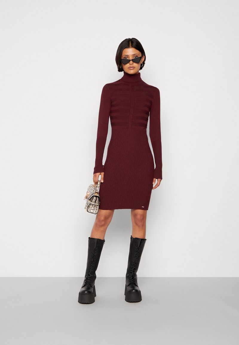 Morgan RMENTO - Abito in maglia - dark purple