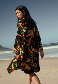 Next REGULAR FIT - LONGLINE COVER-UP - Jachetă de vară - multi bright palm