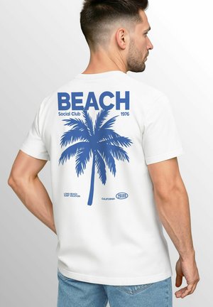 BACK SOMMER FUN MIT PALMEN RETRO TYPOGRAFIE - T-Shirt print - weiß