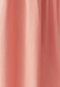 Thumbnail Image 7