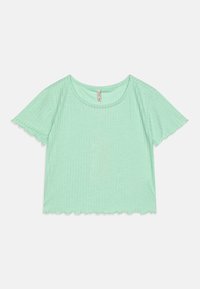 Unselected, birds egg green