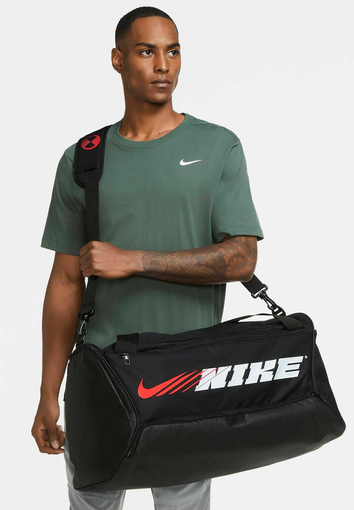 Nike Performance BRASILIA M - Borsa per lo sport - schwarz (200)/nero -  Zalando.it