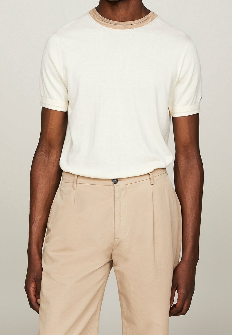 Tommy Hilfiger Jednoduché tričko - white