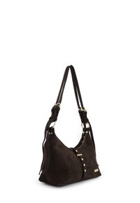 Brązowa torba na ramię zamszowa o zaokrąglonym kształcie, z elementami w kolorze złotym, regulowanymi paskami i ozdobnymi ćwiekami.