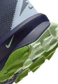 Nike Performance REACT TERRA KIGER 9 - Scarpe da trail running - thunder blue vapour green light armoury blue summit white