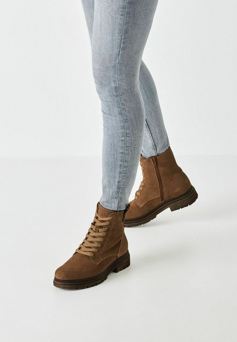 Tamaris Bottines à plateau - brown