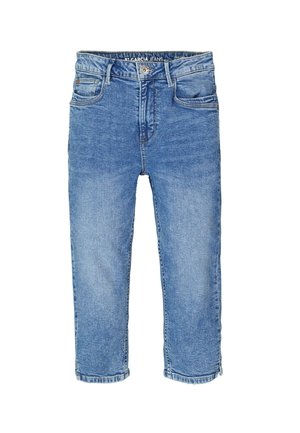 Lichtblauwe spijkerbroek met knoop en ritssluiting aan de voorkant, riemlussen en vijfzakkenontwerp, weergegeven tegen een witte achtergrond.