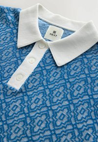 Thumbnail Image 5
