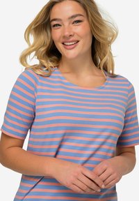 LAURASØN CLASSIC FIT - Triko s potiskem - sky blue