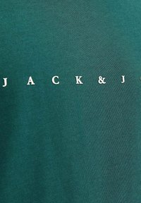 Jack & Jones Junior JJESTAR NOOS - T-Shirt print - deep teal