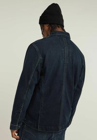 Thumbnail Image 3