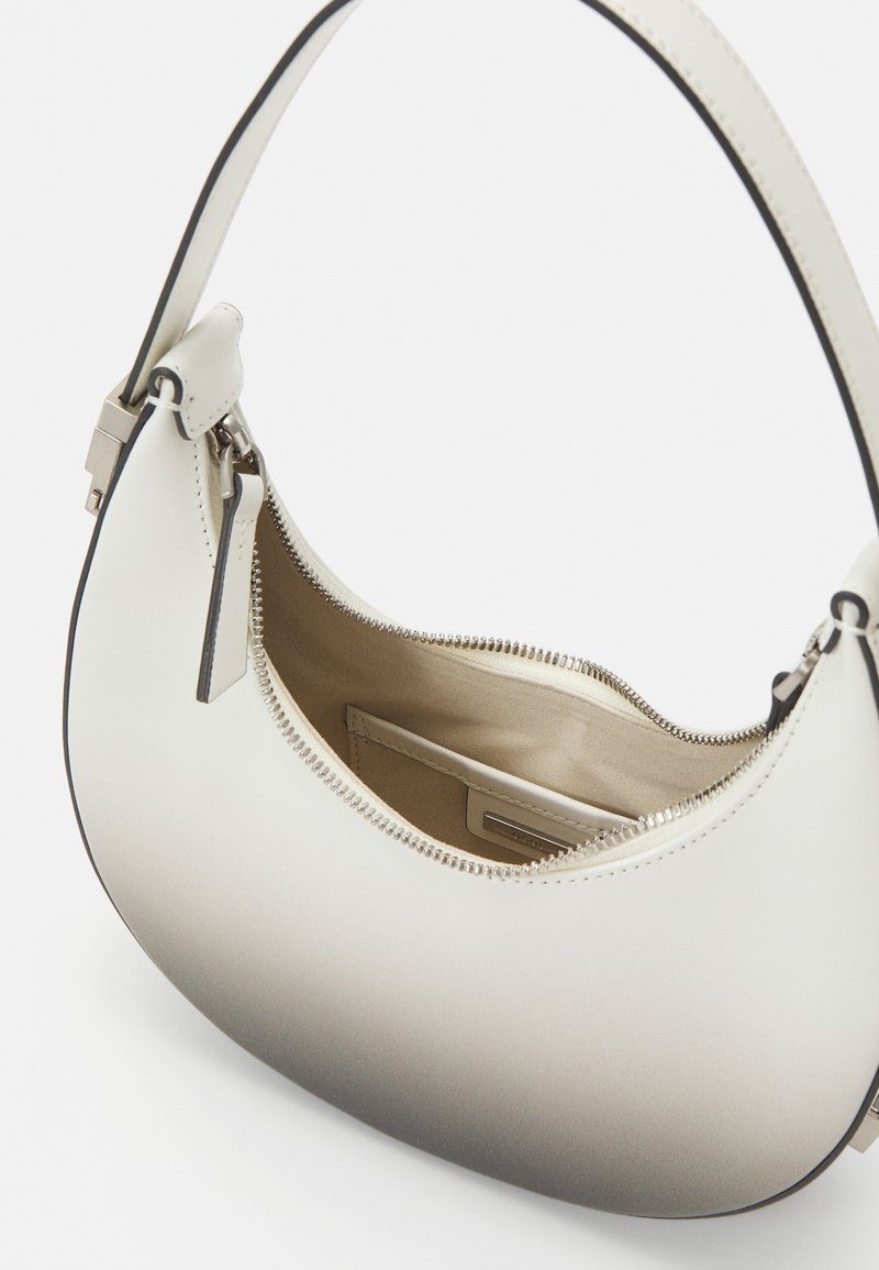 osoi/オソイ TONI MINI ホワイト 【公式通販】 OSOI TONI mini bag 