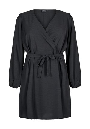 Črna obleka s kratkimi rokavi, napihnjenimi rokavi, pasom in reliefnim vzorcem. Ima globok V-izrez, kar zagotavlja prilegajoč silhueto.