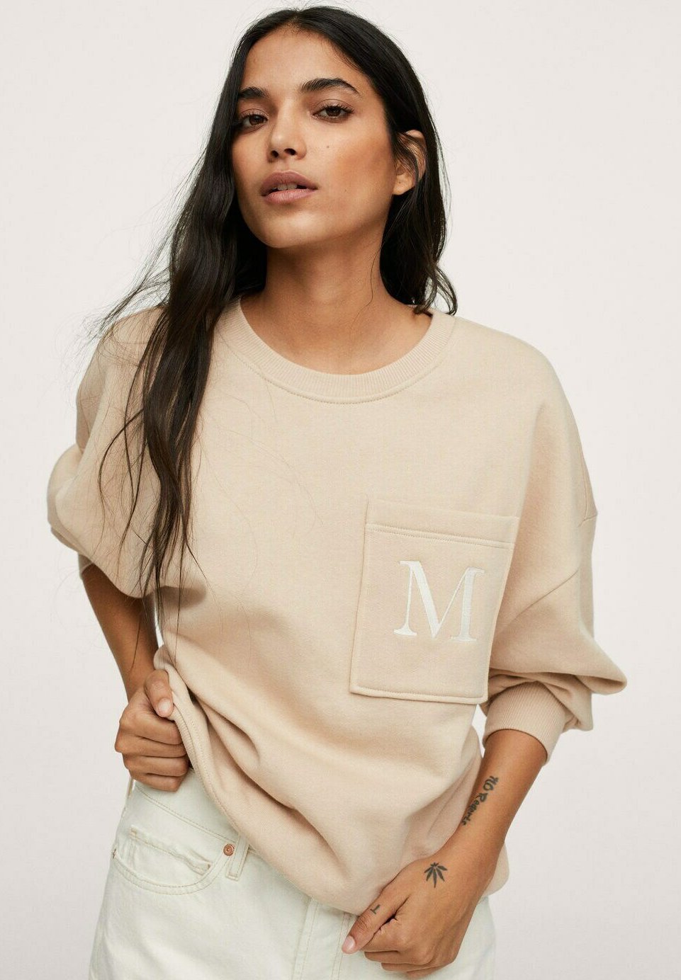 knit sweater beige