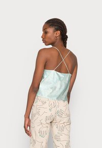 Monki Top - turquoise bright