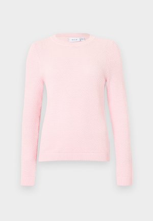 Suéter de punto rosa claro con mangas largas, cuello redondo, dobladillo acanalado y patrón de superficie texturizado. Tejido suave y ajuste informal.