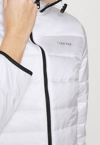 Calvin Klein Vinterkappa /-rock - off-white