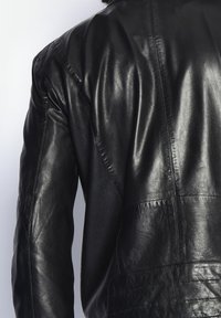 Maze Nahkatakki - black