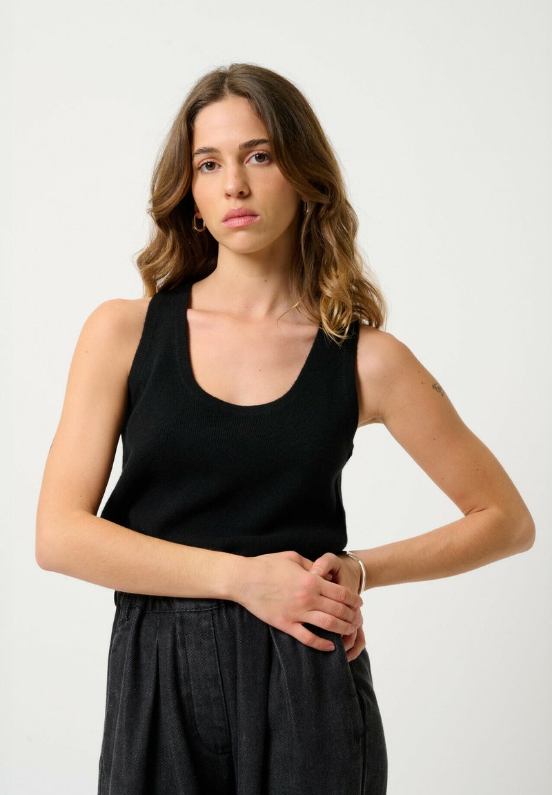 Authentic Cashmere - Top