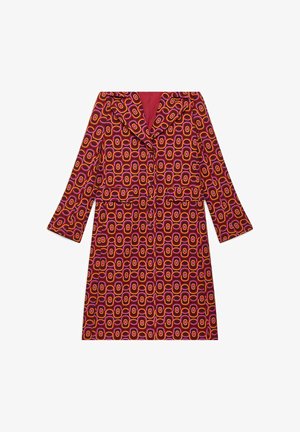 Cappotto multicolore con motivo geometrico in rosa, arancione e nero. Realizzato in tessuto liscio con colletto a revers e due tasche frontali.