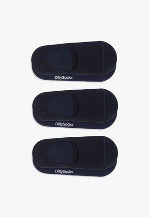 Marineblå bådsokker i en pakke med tre. Glat stof med et afrundet tådesign. Udviklet med gummibelægning for stabilitet. DillySocks branding synlig.
