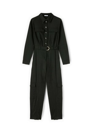Schwarzer Jumpsuit mit Kragen, vorderer Knopfleiste, zwei Brusttaschen, tailliertem Gürtel mit Ring und schmal zulaufenden Beinen.