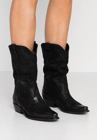 Felmini GERBERA - Botas de cowboy/motociclista - morgan black
