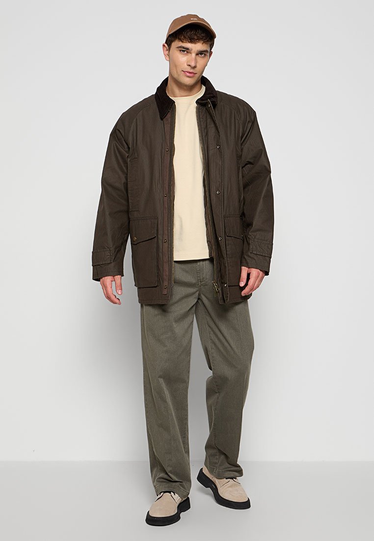 RELAXED FIT 3 IN 1