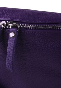 DrachenLeder Heuptas - violett mehrfarbig
