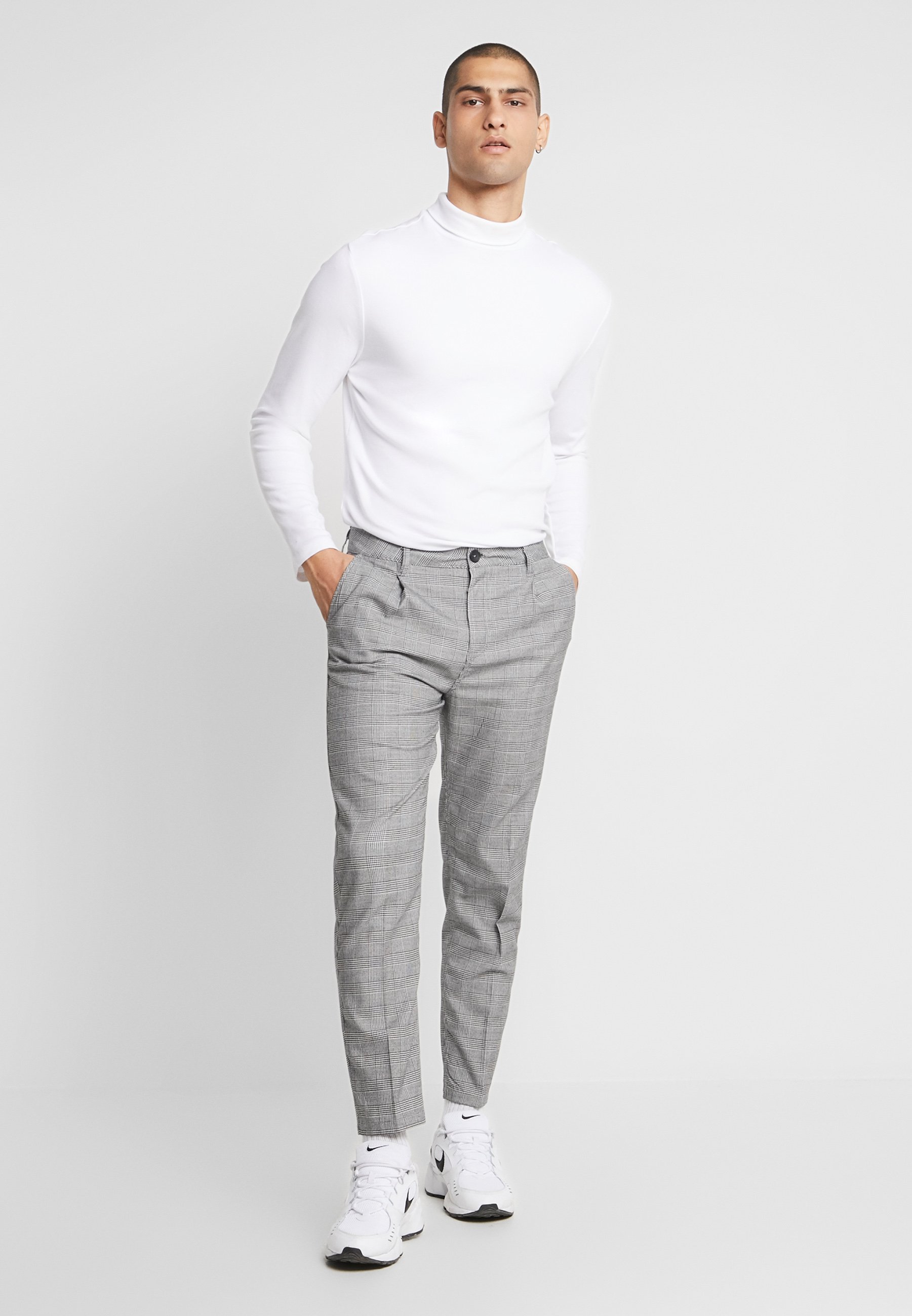 Cotton On OXFORD Bukse black prince of wales Zalando.no Cotton On OXFORD Bukse charcoal prince of wales Zalando.no