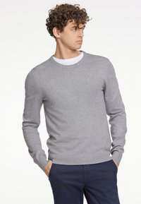 Lindbergh ROUND NECK  - Strickpullover - grey stone mix