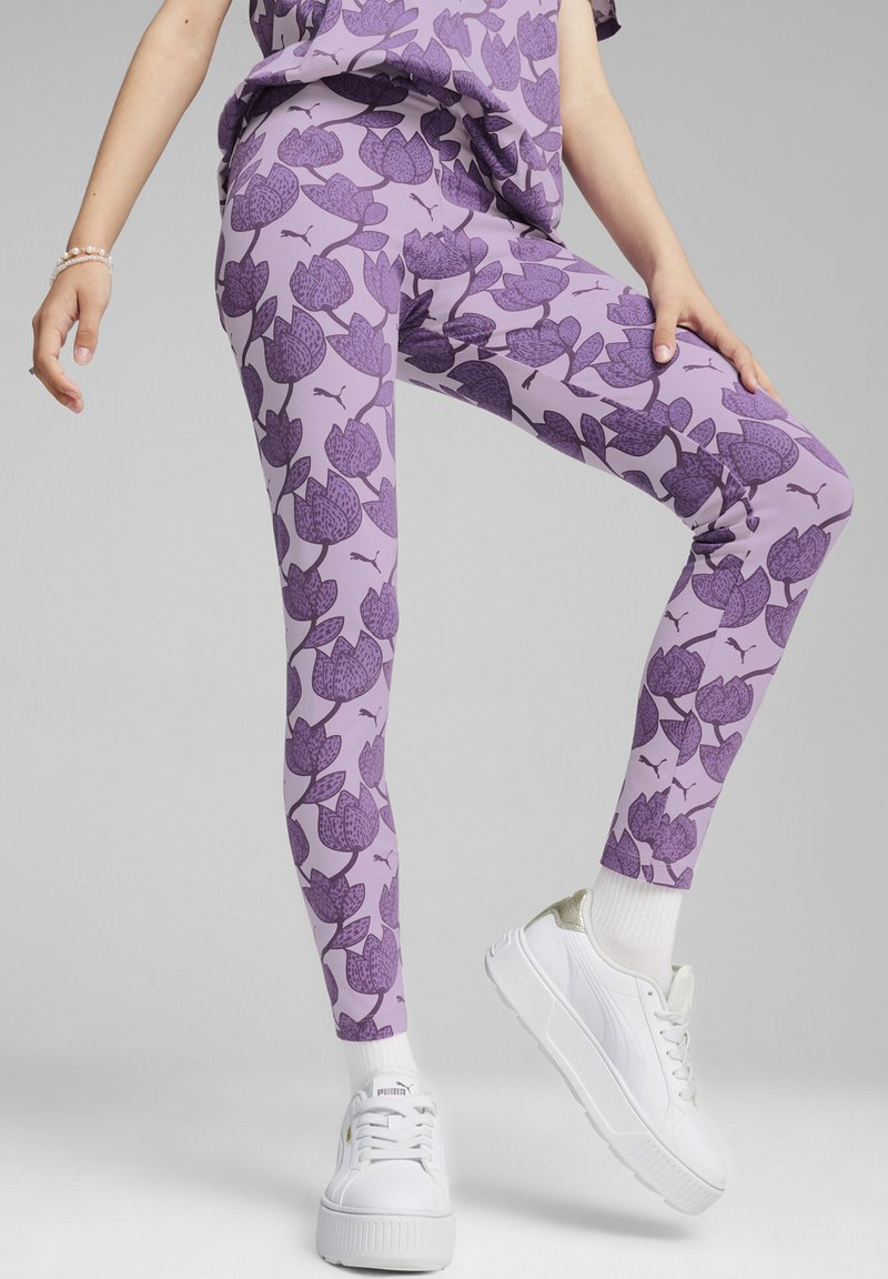 Puma ESS BLOSSOM AOP - Leggings - grape mist