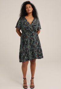 WE Fashion CURVE - Dnevna haljina - black