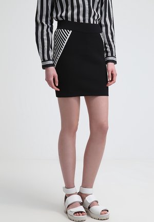Minifalda - black
