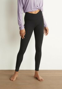 Next Trikoot - black