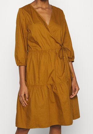 Object Tall Robe de jour - brown