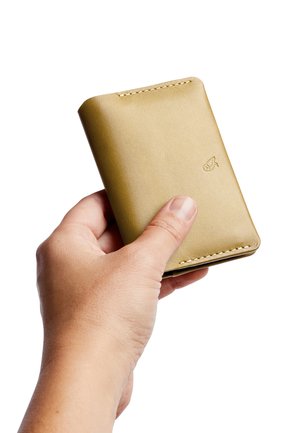 Bellroy UNDER COVER - Wallet - mustard