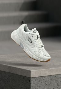 Non sélectionné, white