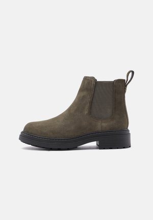 Clarks, ORINOCO 3 LANE - Boots à talons - olive