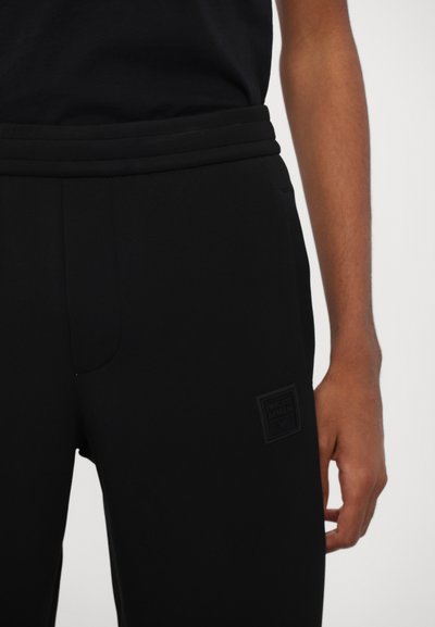 Emporio Armani TUTA SPORTIVA - Tepláková souprava - nero