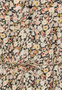 Pieces PCNYA SLIP BUTTON - Vestido camiseiro - black